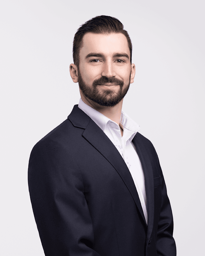Ethan Kupfer headshot